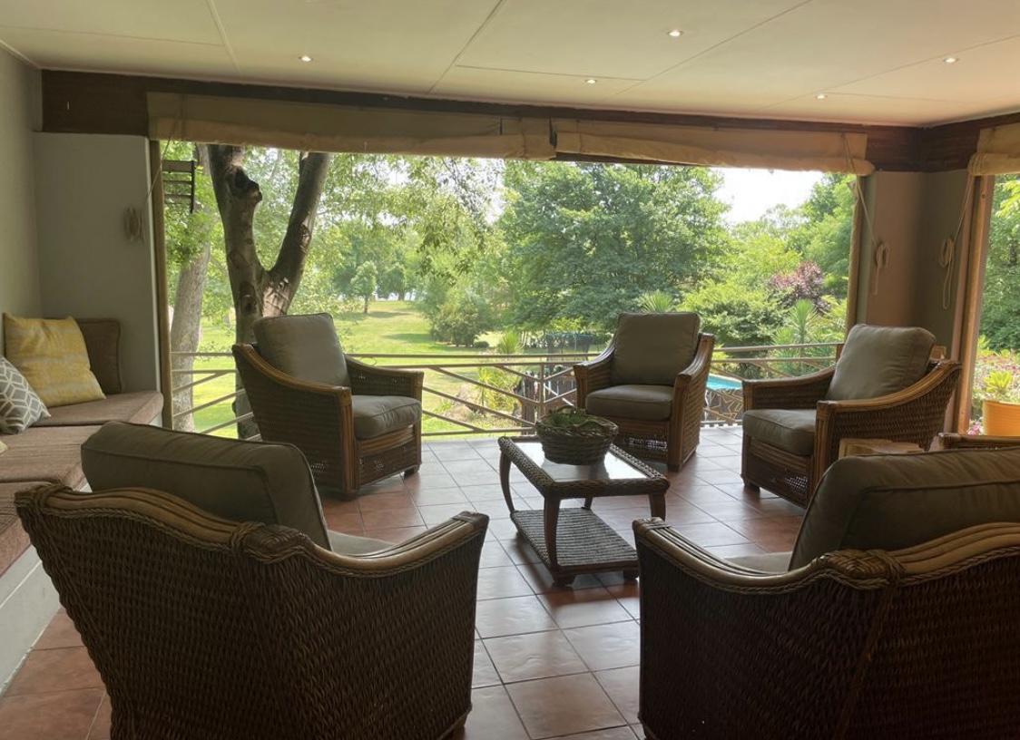 7 Bedroom Property for Sale in Mullersrust Free State